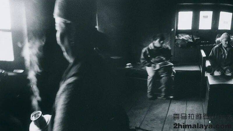 - 在珠穆朗玛峰顶峰停留21小时的传奇夏尔巴AG真人百家家乐app尼泊尔]巴布赤日夏尔巴(图12)